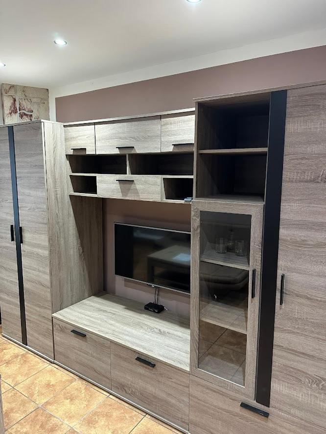 Abc Apartment Unhost ภายนอก รูปภาพ